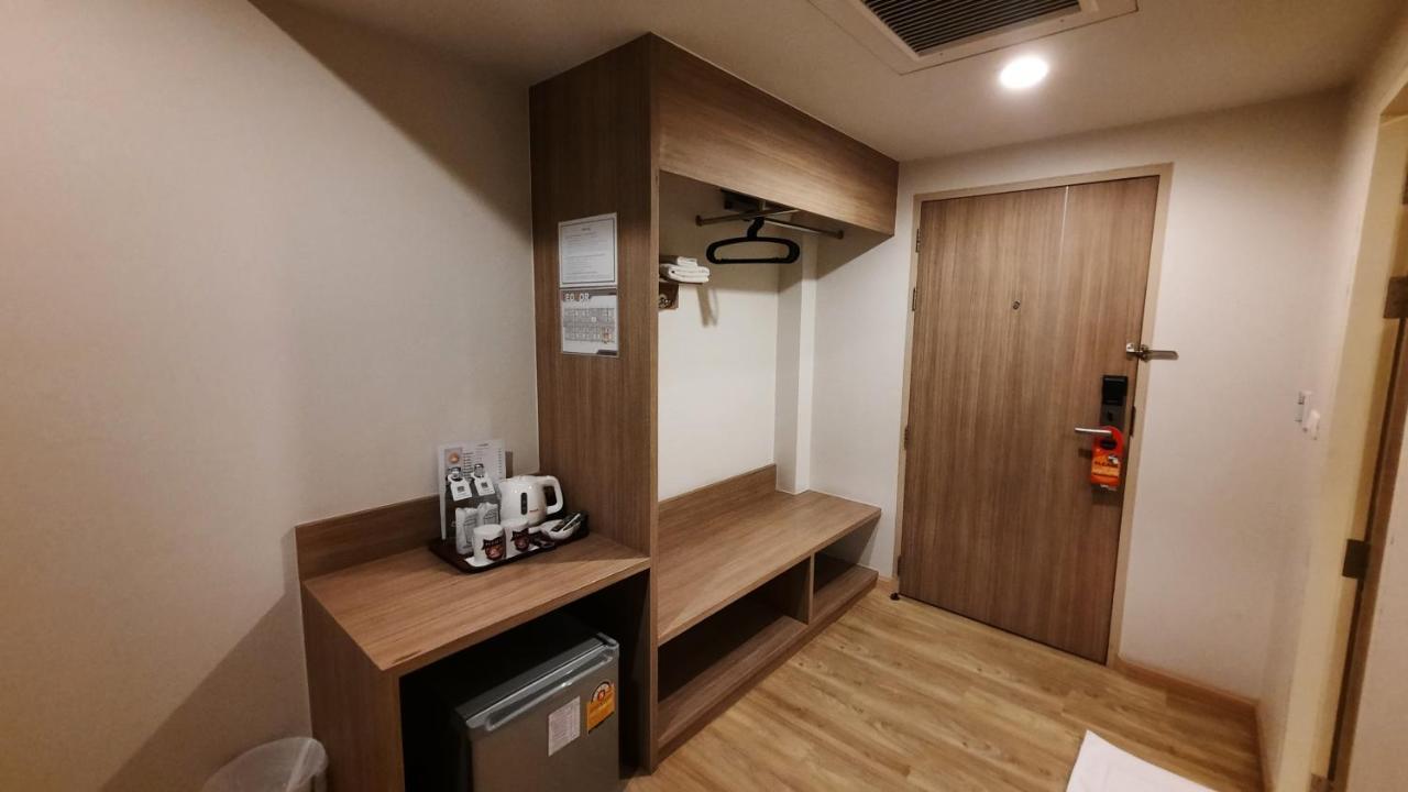 Leosor Hotel Nakhonratchasima Zewnętrze zdjęcie