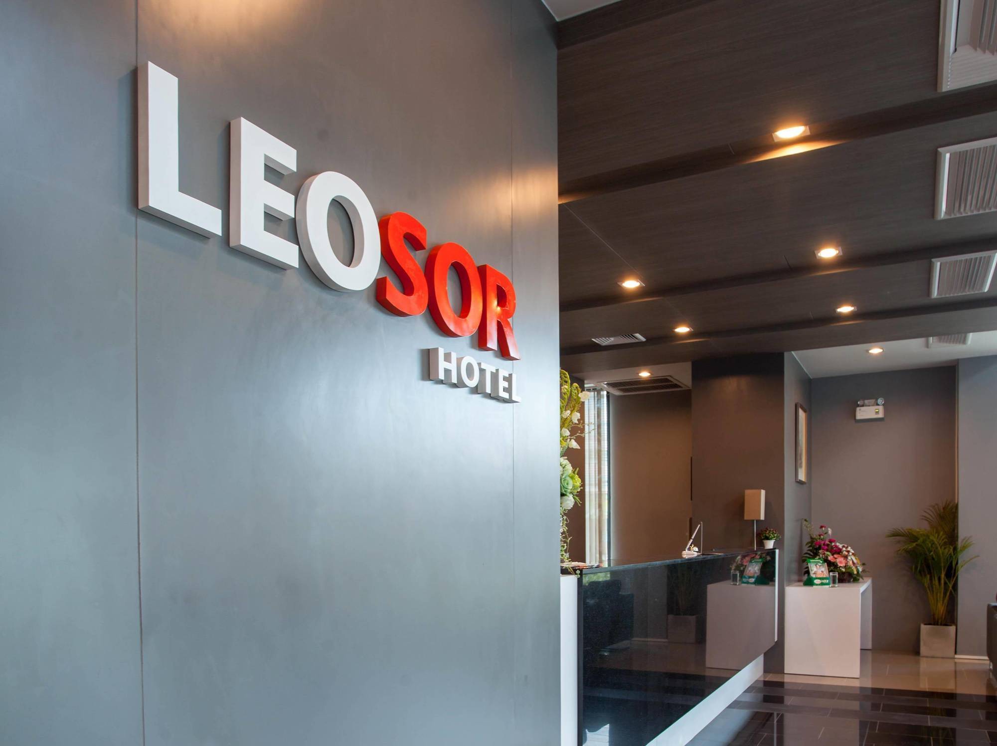 Leosor Hotel Nakhonratchasima Zewnętrze zdjęcie