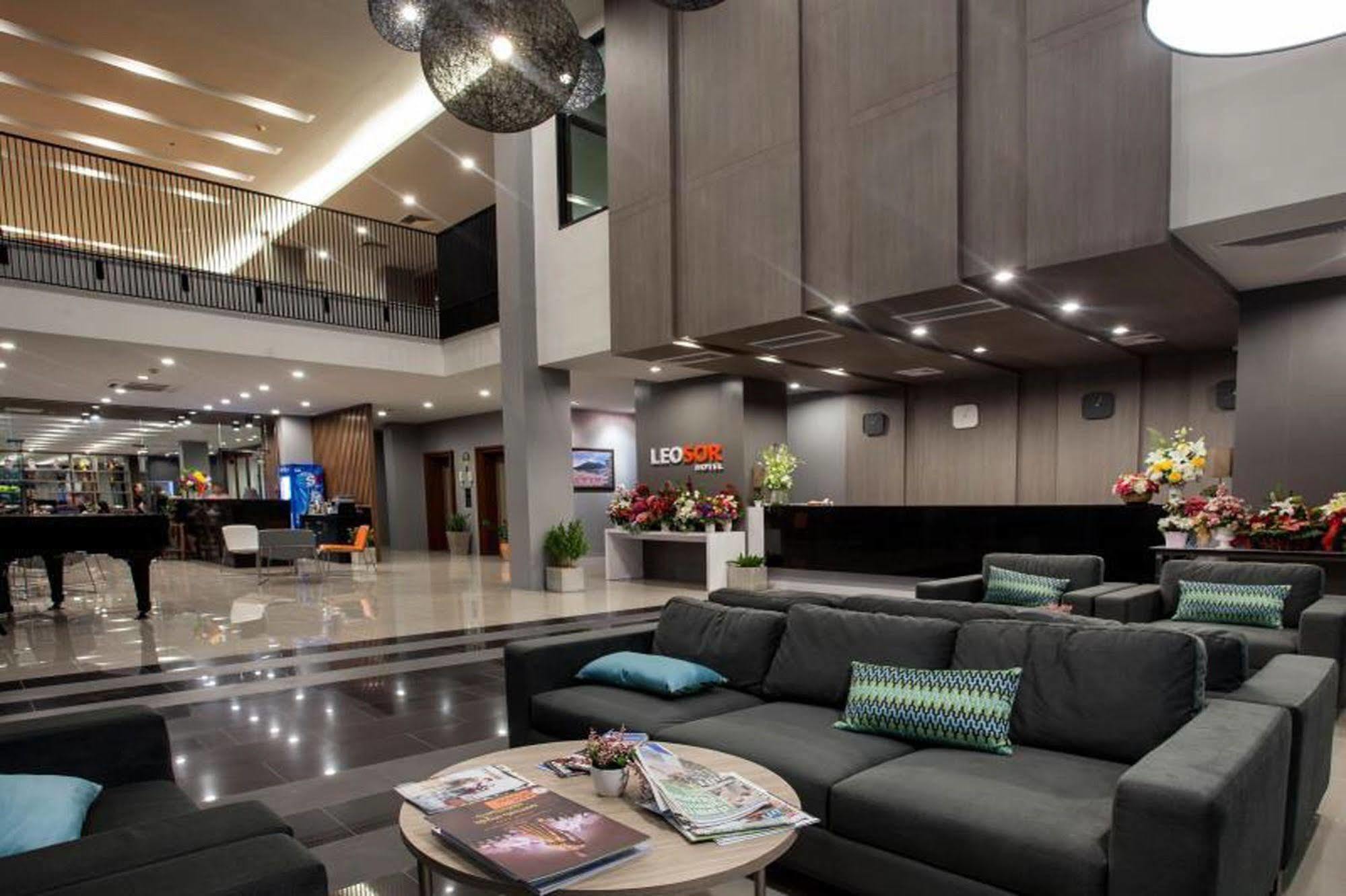 Leosor Hotel Nakhonratchasima Zewnętrze zdjęcie