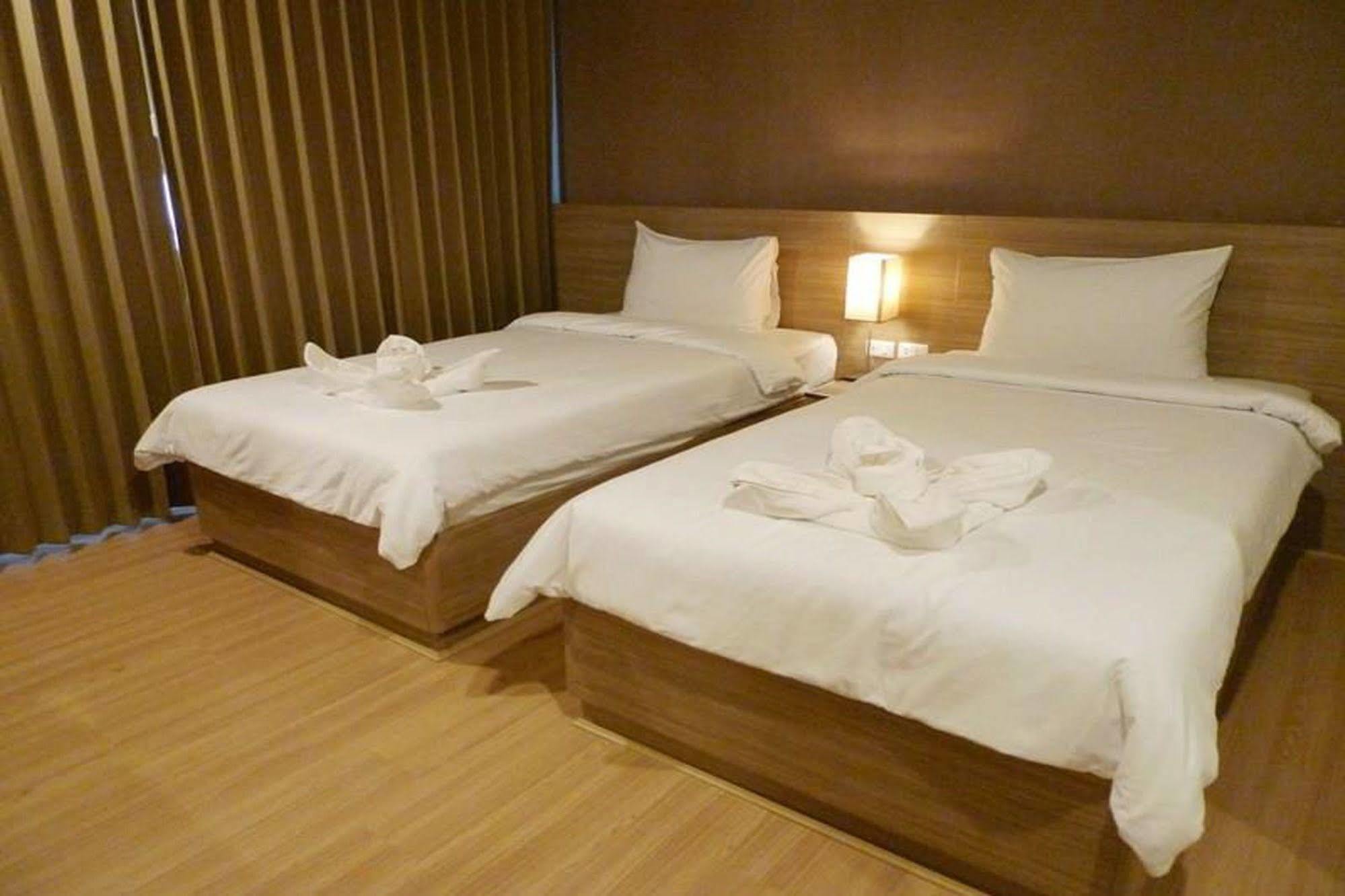 Leosor Hotel Nakhonratchasima Zewnętrze zdjęcie