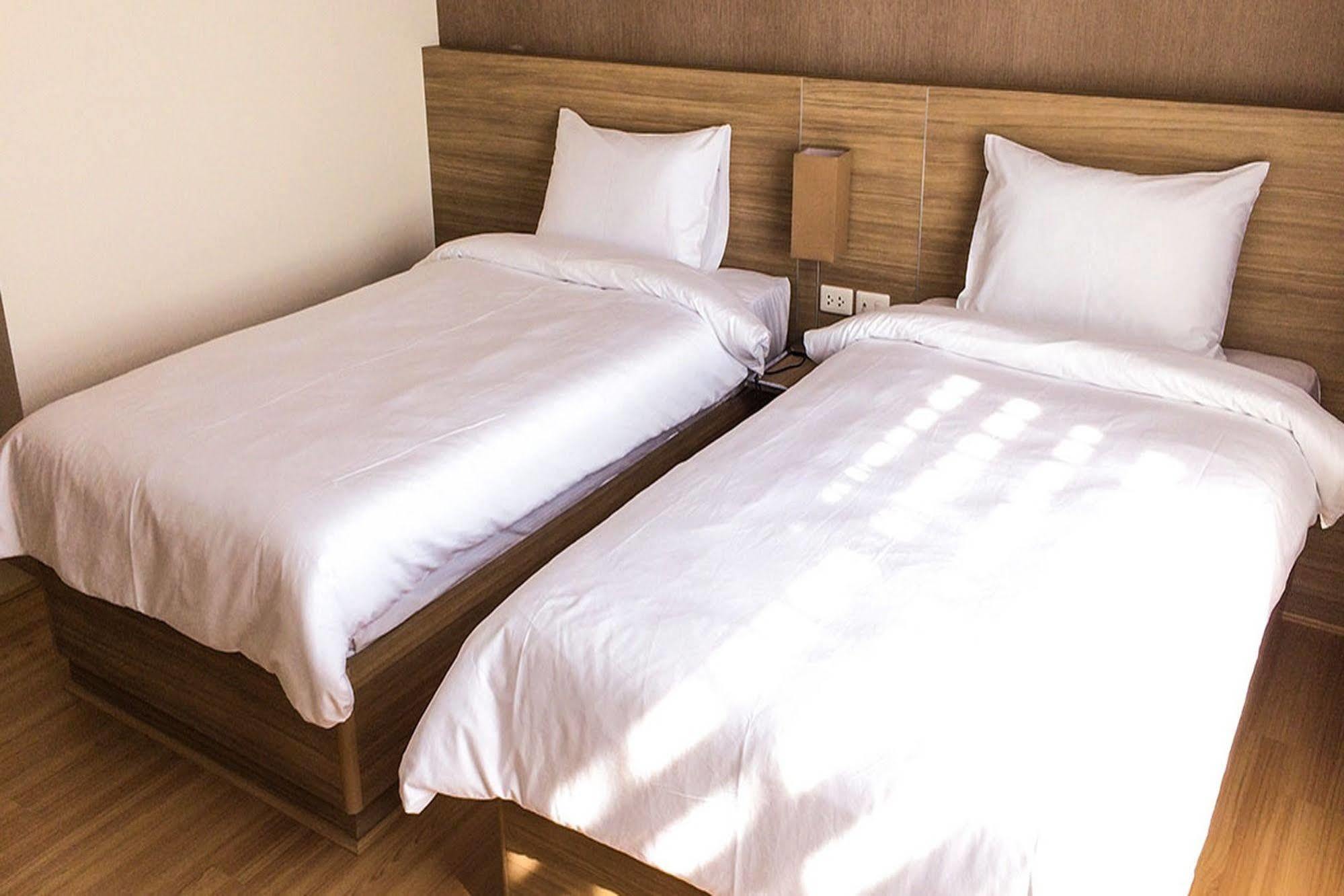 Leosor Hotel Nakhonratchasima Zewnętrze zdjęcie
